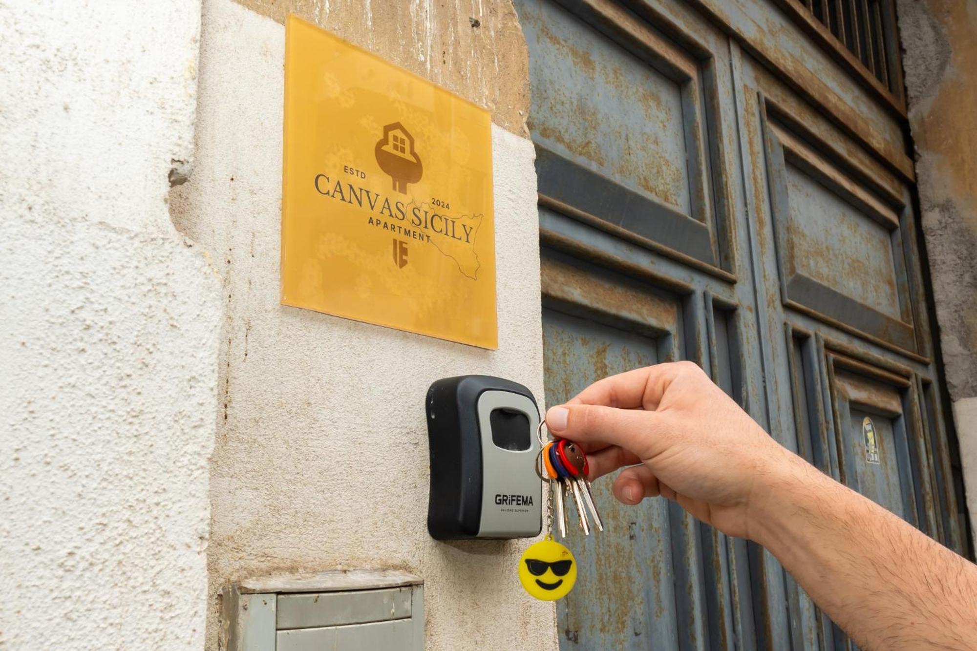 Canvas Sicily Apartment 卡塔尼亚 外观 照片